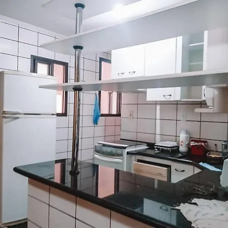 Condomínio Buritis Centro Bertioga a 100 mts da praia-3